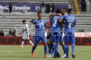 FUTBOL . LOBOS VS CRUZ AZUL