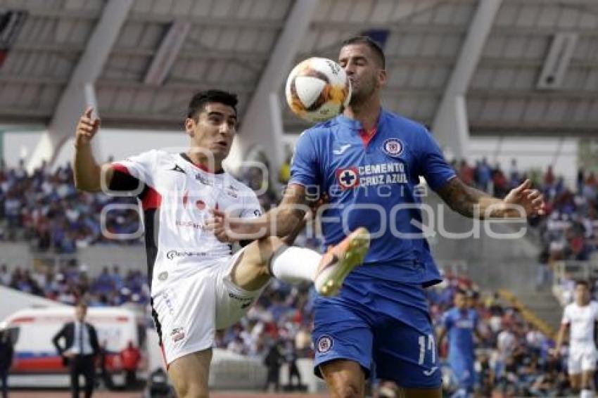 FUTBOL . LOBOS VS CRUZ AZUL