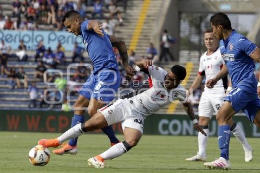 FUTBOL . LOBOS VS CRUZ AZUL