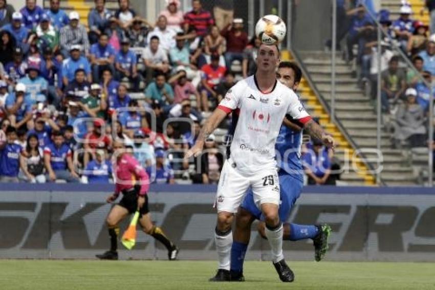 FUTBOL . LOBOS VS CRUZ AZUL