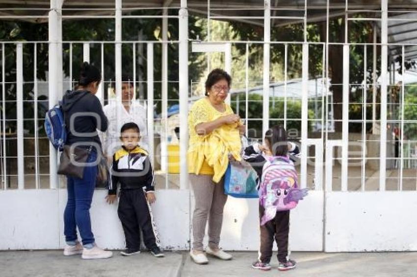 REGRESO A CLASES