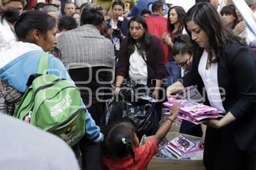 CLAUDIA RIVERA . DÍA DEL NIÑO