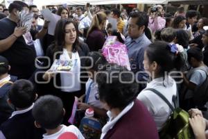 CLAUDIA RIVERA . DÍA DEL NIÑO