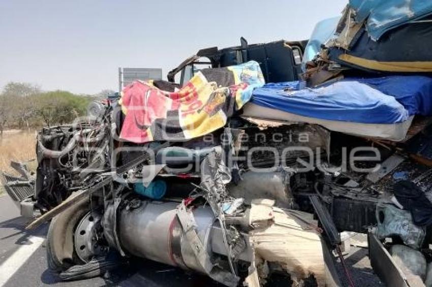 ACCIDENTE AUTOPISTA CUACNOPALAN