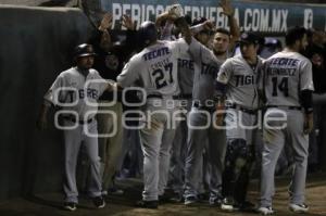 BEISBOL . PERICOS VS TIGRES