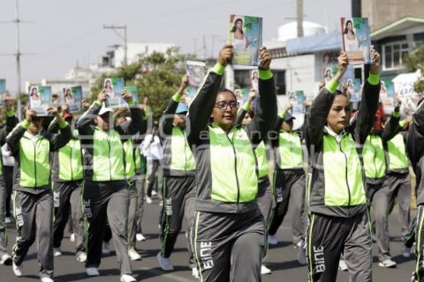 ENSAYO DESFILE 5 DE MAYO