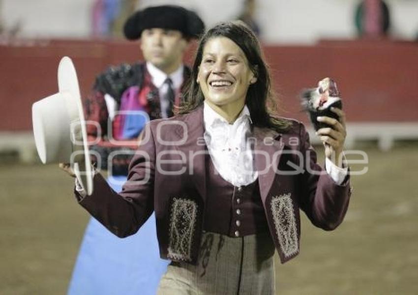 TOROS . FERIA DE PUEBLA