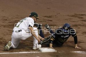 BEISBOL . PERICOS VS RIELEROS