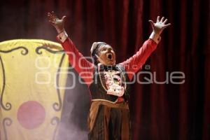 FESTIVAL 5 DE MAYO . AZIZ CLOWN