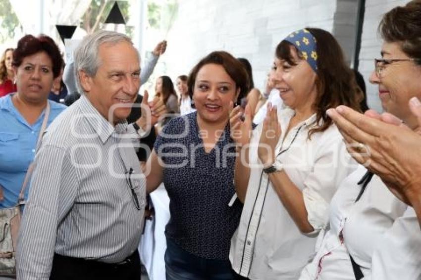 ENRIQUE CÁRDENAS . ENCUENTRO MUJERES