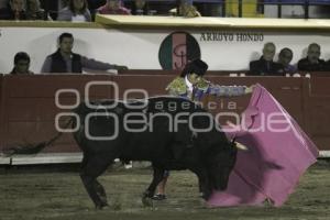 TOROS . FERIA DE PUEBLA