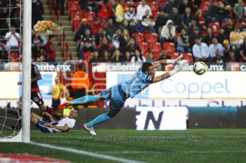 FUTBOL . XOLOS VS CLUB PUEBLA