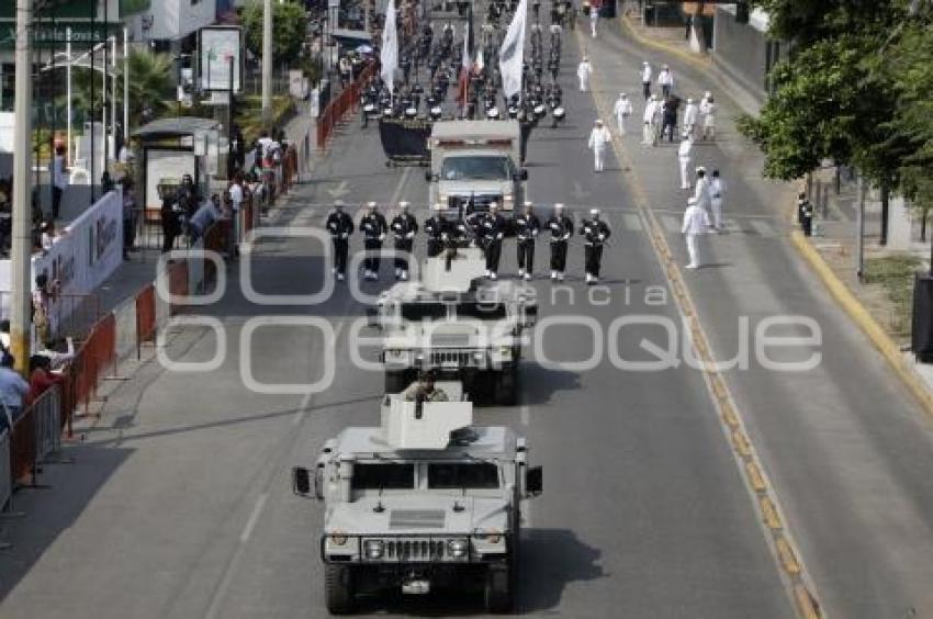 DESFILE 5 DE MAYO