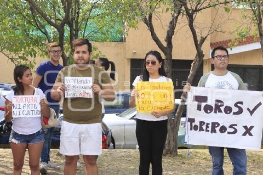 MANIFESTACIÓN CONTRA TAUROMAQUIA