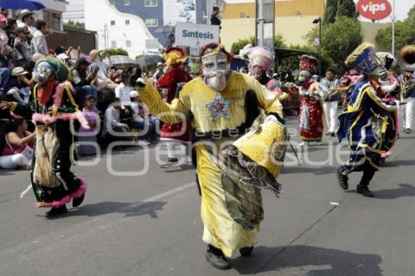 DESFILE 5 DE MAYO