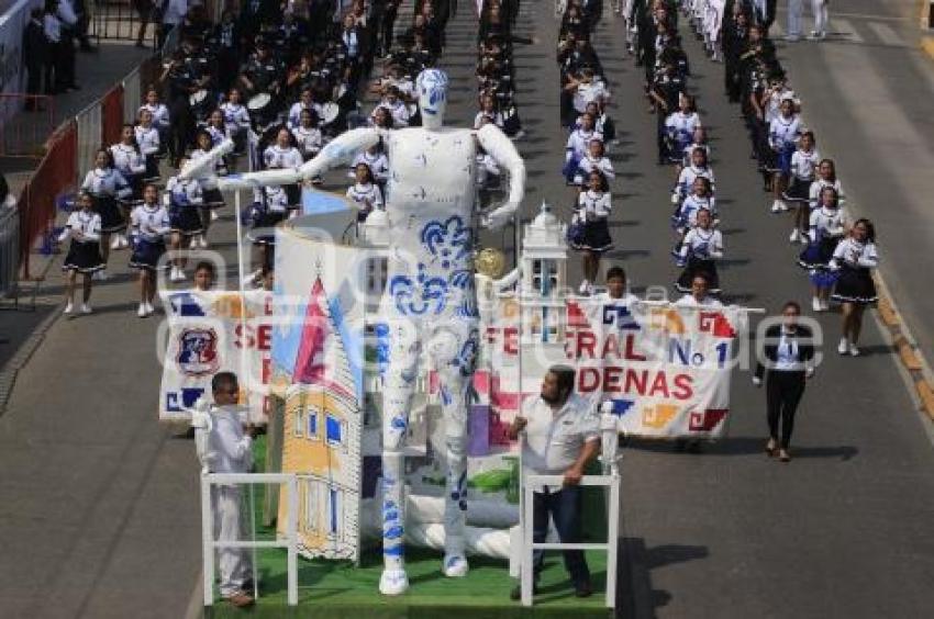 DESFILE 5 DE MAYO