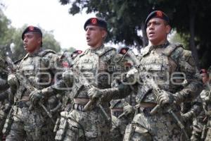 DESFILE 5 DE MAYO