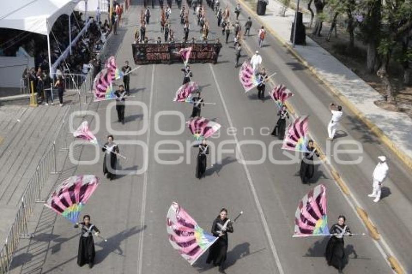 DESFILE 5 DE MAYO