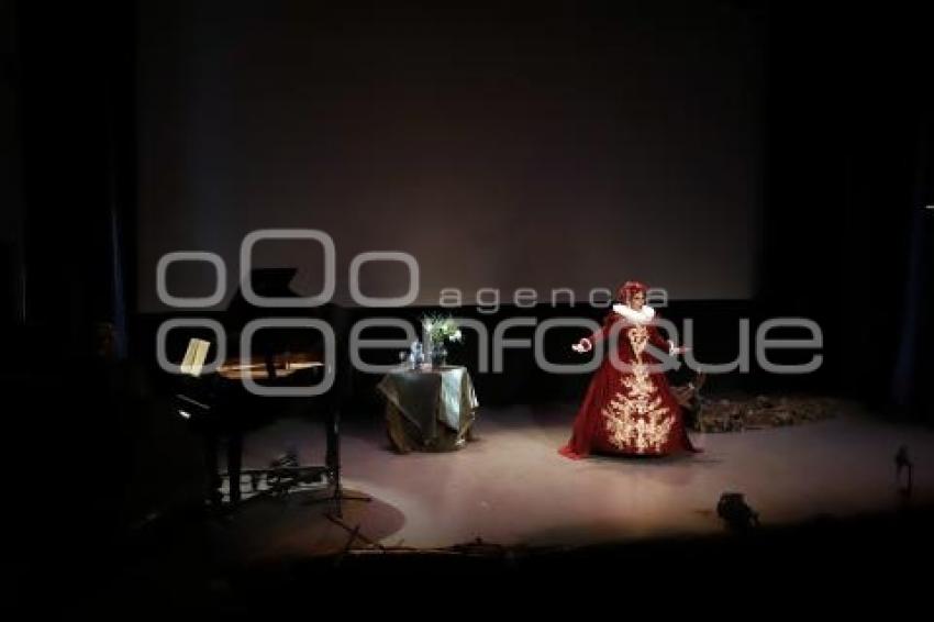 FESTIVAL 5 DE MAYO . REINA Y MUJER