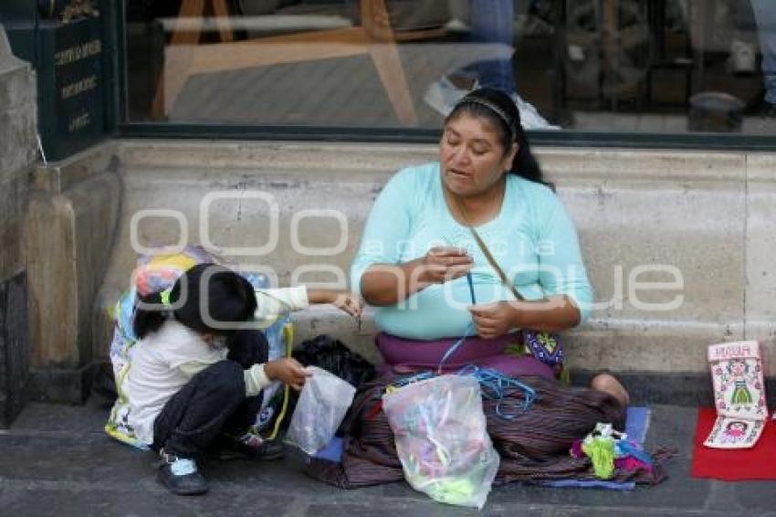 PREVIO DÍA DE LA MADRE