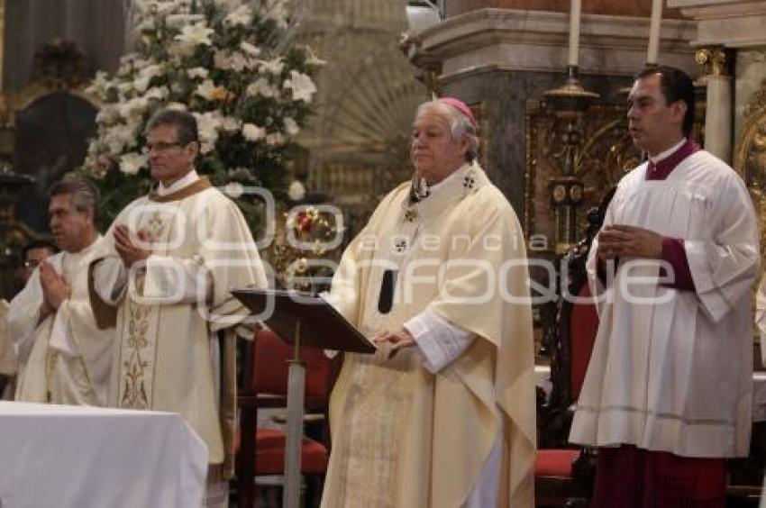 MISA DOMINICAL . CATEDRAL