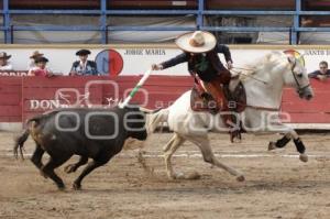 TOROS . EL RELICARIO