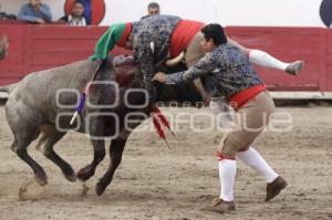 TOROS. EL RELICARIO