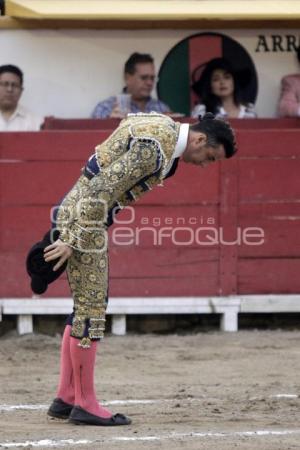 TOROS . EL RELICARIO