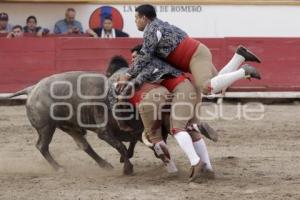 TOROS. EL RELICARIO