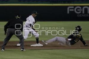 BÉISBOL . PERICOS VS LEONES