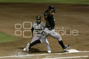 BÉISBOL . PERICOS VS LEONES