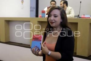 ASTRID ATURRIAGA . EL PODER DE CONVENCER