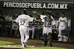 BÉISBOL . PERICOS VS LEONES