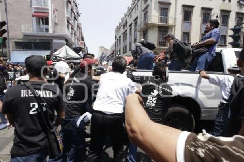 MANIFESTACIÓN PAÑUELOS BLANCOS