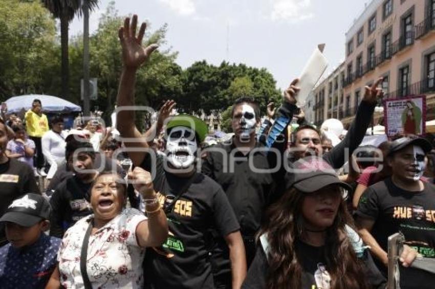 MANIFESTACIÓN PAÑUELOS BLANCOS