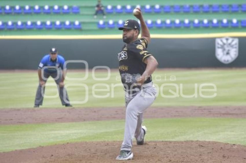 BÉISBOL . PERICOS VS LEONES