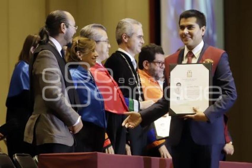 UPAEP . CEREMONIA GRADUACIÓN