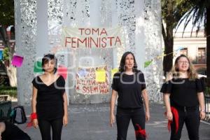 PERFORMANCE CONTRA FEMINICIDIOS