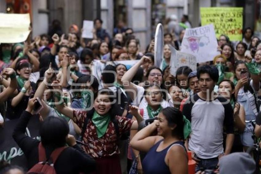 MARCHA . DESPENALIZACIÓN DEL ABORTO