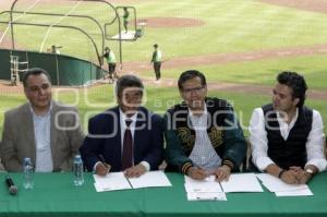 BEISBOL . PERICOS FIRMA CONVENIO