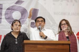 ELECCIONES . BARBOSA DECLARA TRIUNFO