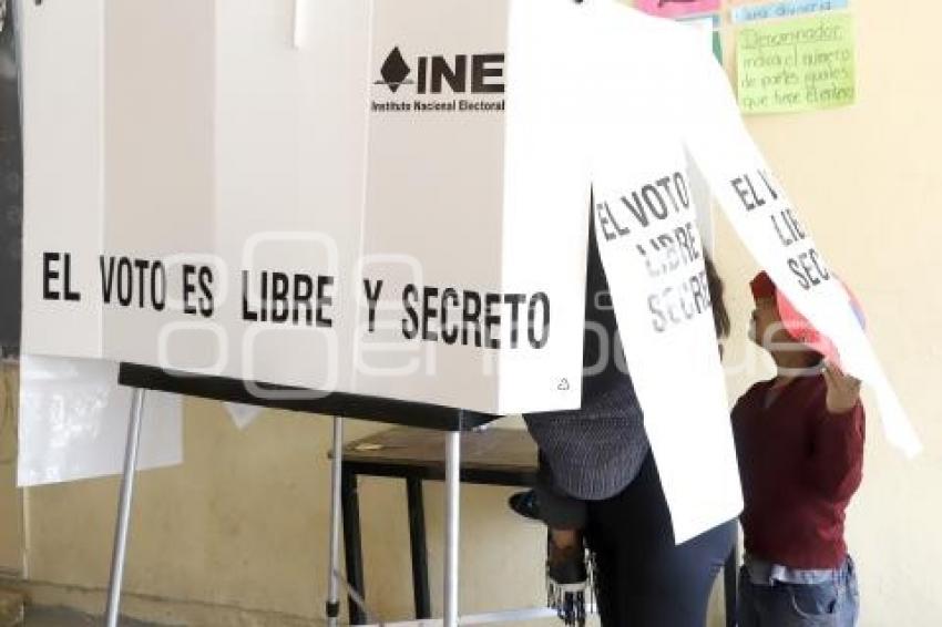 ELECCIONES . AZUMIATLA