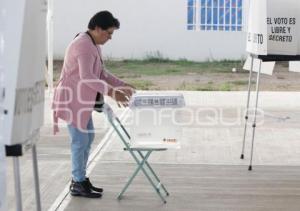 ELECCIONES . INSTALACIÓN DE CASILLAS