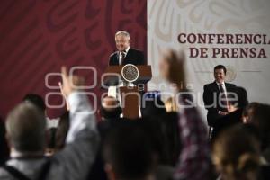 AMLO . CONFERENCIA MATUTINA