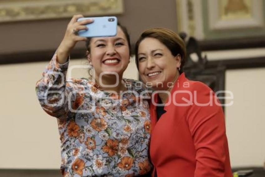 CONGRESO . MARÍA DEL CARMEN CABRERA