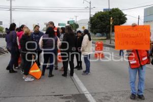 BLOQUEO BULEVAR 18 DE NOVIEMBRE