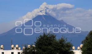 VOLCÁN POPOCATÉPETL . FUMAROLA