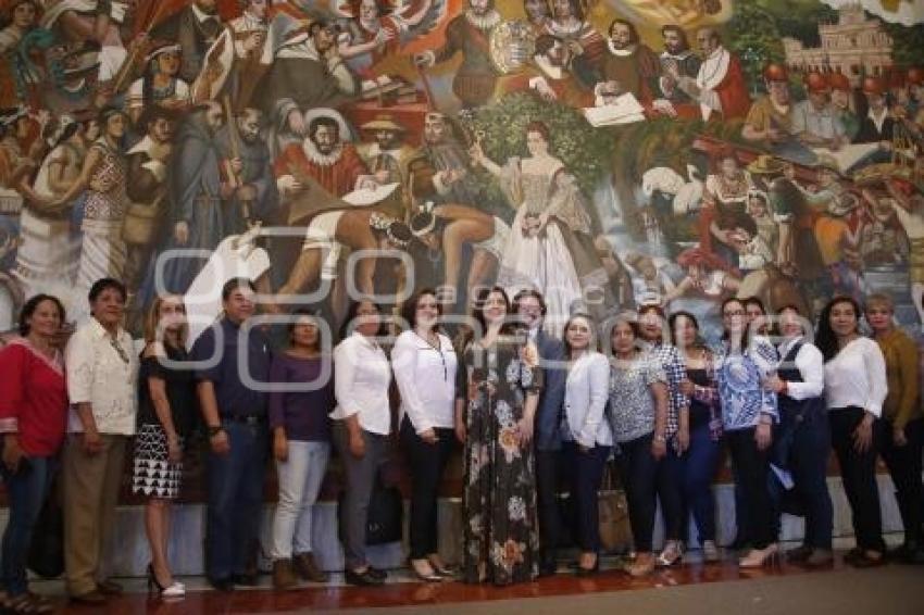 FIRMA DE CONVENIO AYUNTAMIENTO - ADABI