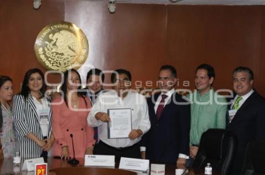 INE . ENTREGA DE CONSTANCIA