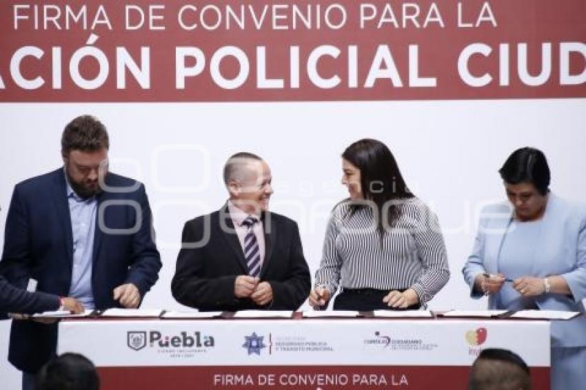 FIRMA DE CONVENIO DE CERTIFICACIÓN POLICIAL